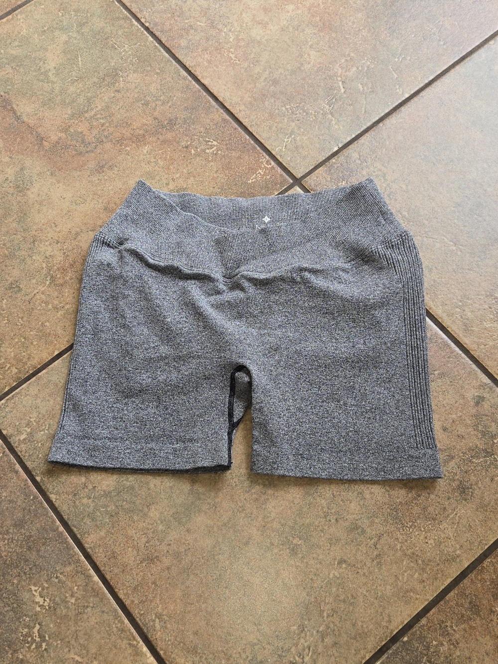 NUX Active Seamless Scrunch Biker Shorts Gray High Rise Women's M